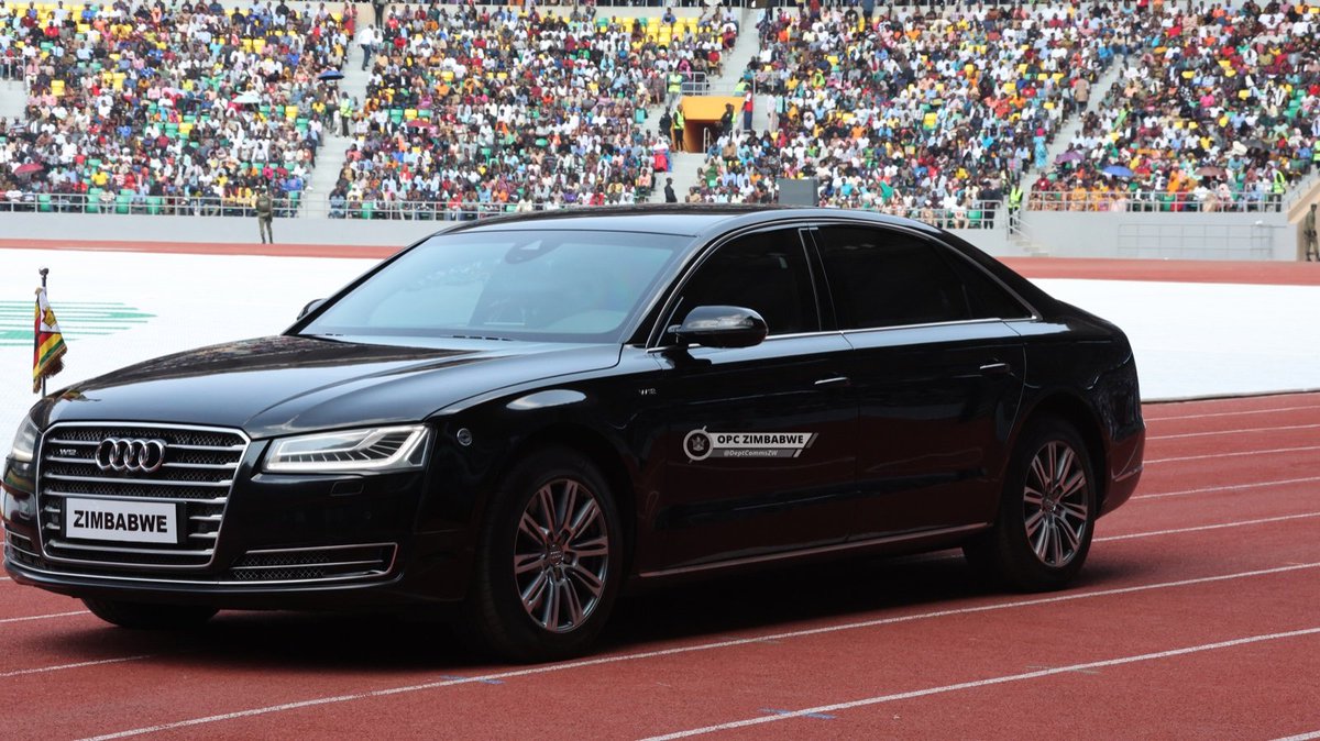 cdechitepo002's tweet photo. #Zim 1
#Pfeee π
#Rasvika Gamba πͺ
His Excellency, President @edmnangagwa has arrived at Amahoro Stadium, Kigali, Rwanda for President Paul Kagame's inauguration ceremony...βοΈ
As Zimbabweans, we're all behind you βπΏπΌ
@ZANUPF_Official. @Varakashi4ED https://t.co/vcLD0kyyIL
