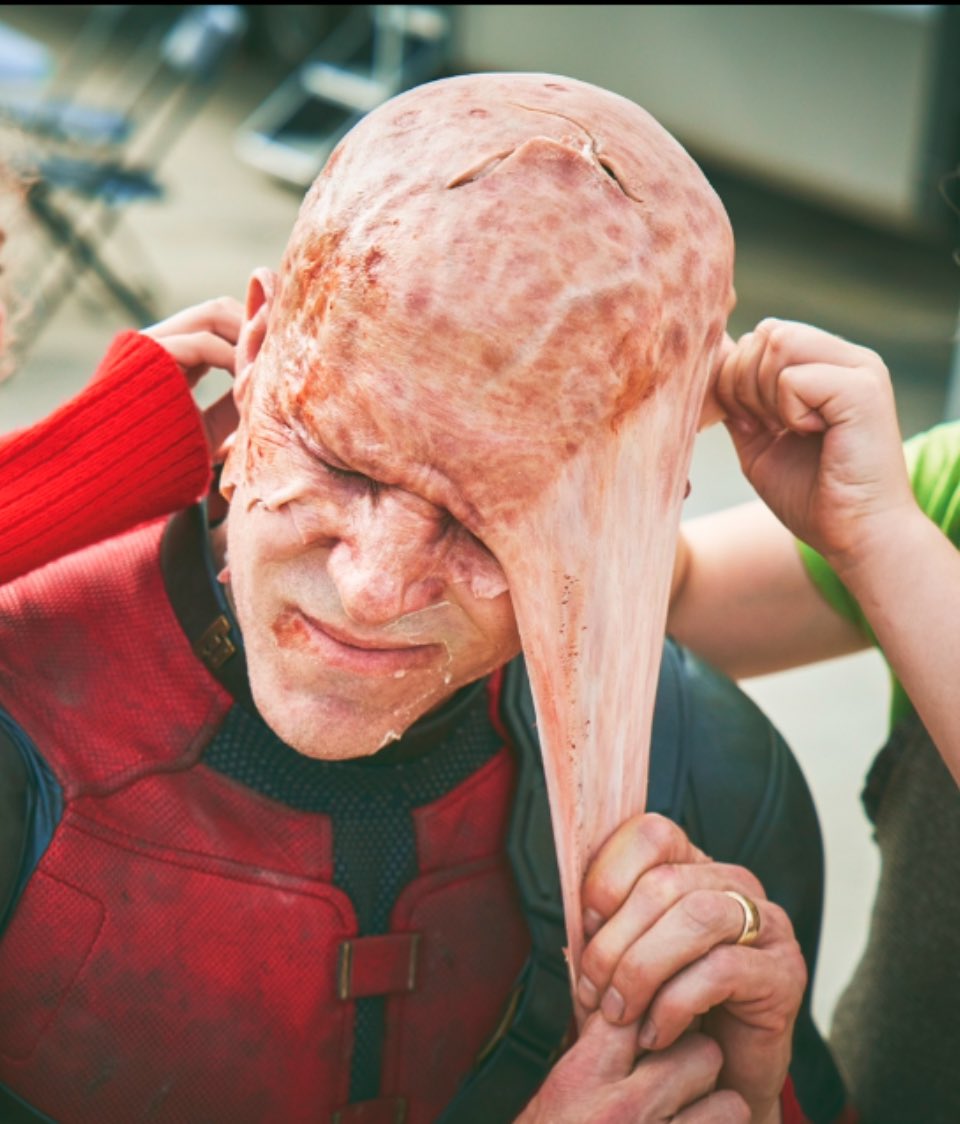 VancityReynolds's tweet photo. One thing special effects makeup artists will tell you, is to remove silicone appliances from your face slowly, with an array of oil-based products to avoid irritation or injury. NEVER rip it off quickly or have your children tear your face apart with their sticky little child fingers like it’s a Christmas present - if Christmas was about wondering how someone looks without eyelids.