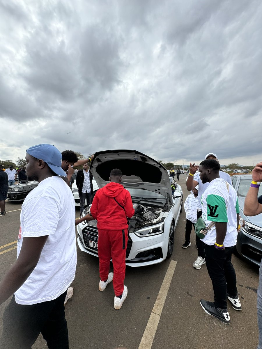 Servisus_ltd's tweet photo. Our Audi S5 B9 (CARNAGE) left everyone in disbelief, proving that sometimes stock can deliver a performance that's anything but ordinary. Who knew stock could be this shocking? 😲🚗💨 #AudiS5 #SESSPerformance #StockAndStunning" https://t.co/cTjaUsx6uY