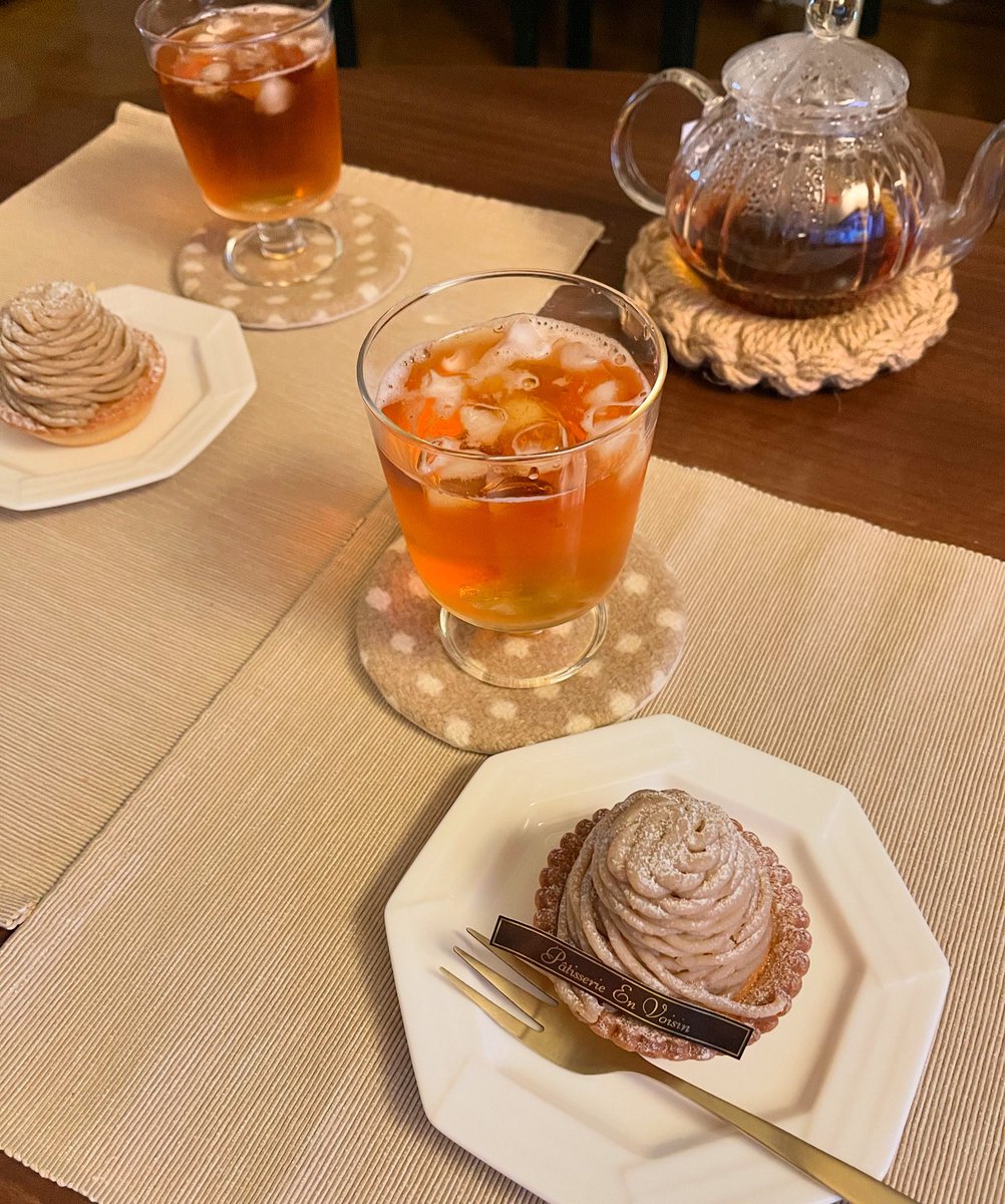 fu_cham_0702's tweet photo. 今年はひっそりめに…|д･) ｿｫｰｯ…
(でもすごく美味しく平和に🙆🏻‍♂️⛰️🌰🙆🏻‍♀️)
#山の日にモンブラン
#さびandふぅ👦🏻🧒🏻 https://t.co/myKIDaWwad