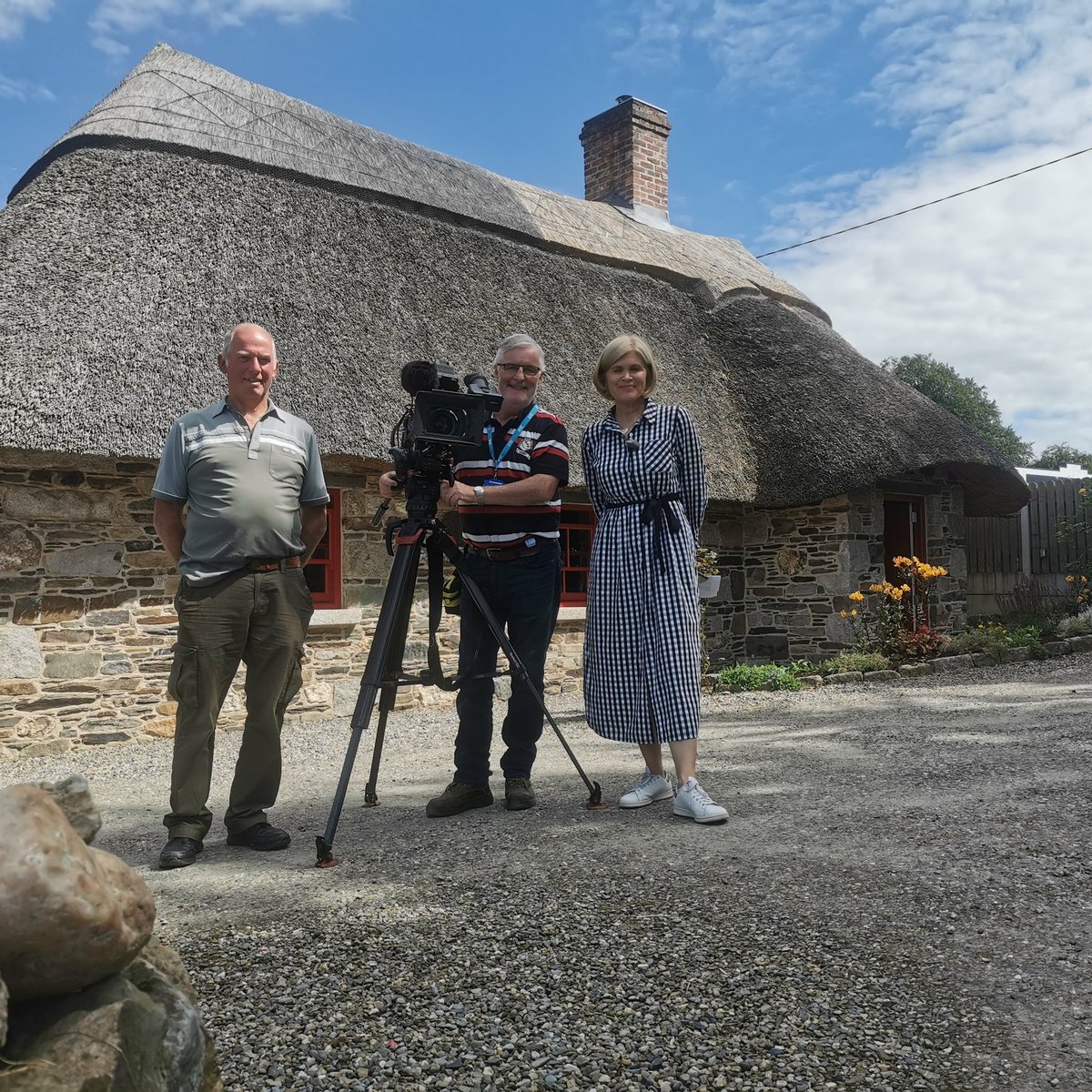 A big thanks to Anne Cassin and cameraman Mark from RTE Nationwide who dropped by for an update on l repair works since fire struck the cottage back in April this year. It will be aired on August 21st. Don't forget to tune in! #rte #nationwide