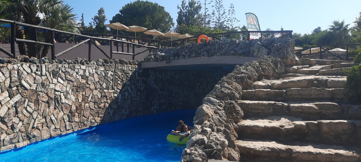 JoJo_Andr's tweet photo. #chaniacrete #greece #holidays
Enjoying life https://t.co/WzEMU36BAz