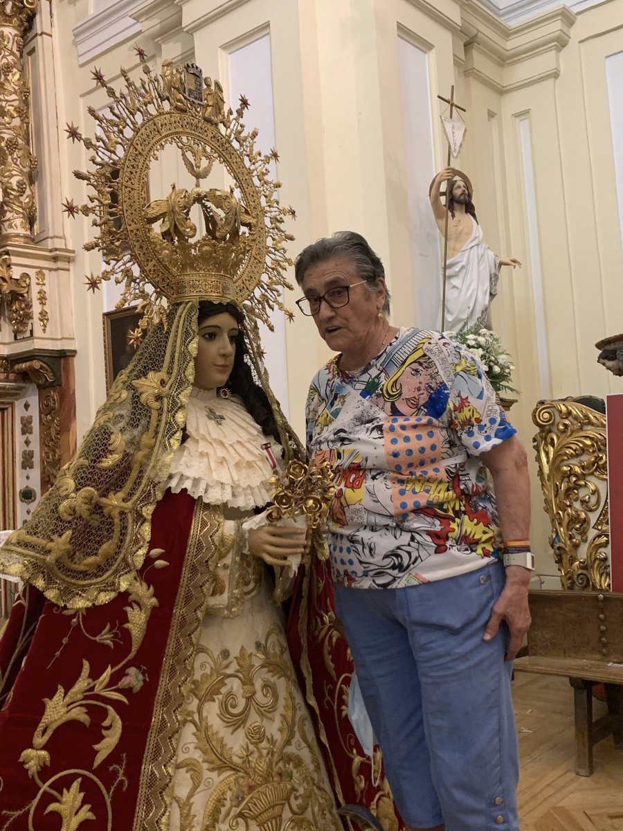 Nuestra querida Pepa, ha partido a la casa del Padre junto a la Virgen que tanto amor la ha demostrado y estamos seguros estará hoy junto a Ella en el cielo. Os pedimos oraciones por su alma, y por su familia.
Nuestra Señora de los Santos y San Simón de Rojas, rogad por ella. DEP