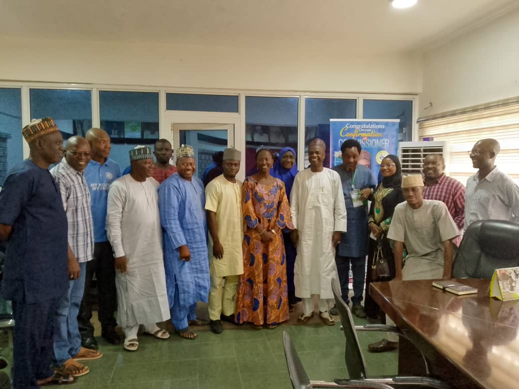 HealthFact_NG's tweet photo. Health misinformation poses a serious threat to communities, especially in the digital age, where false information can spread rapidly. Inaccurate health information can lead to harmful behaviours like vaccine refusal, medication misuse, and the adoption of ineffective treatments, all of which endanger lives and undermine public health efforts.