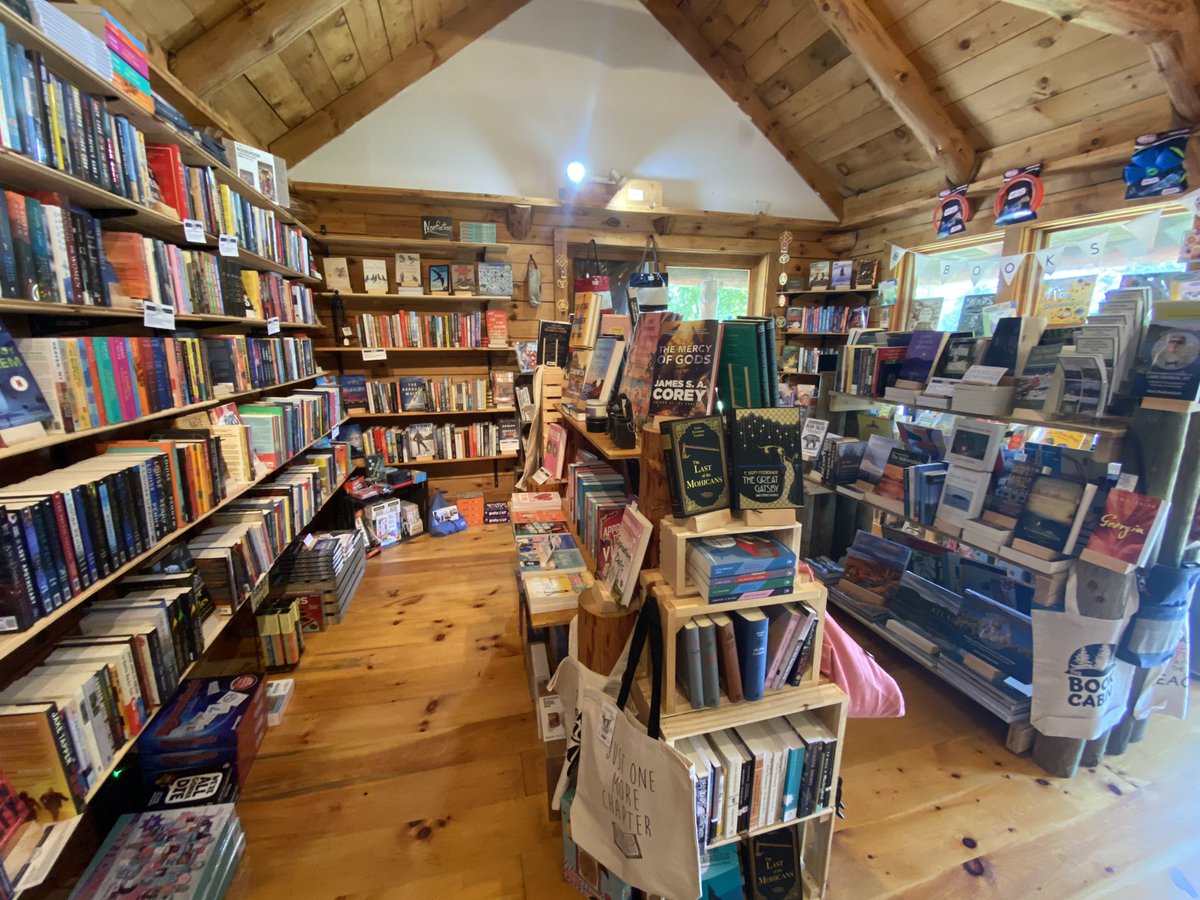 CabinBook's tweet photo. Sunday Funday means adding to your TBR!  See you in the store. 📖💛☀️

Thurs 11-6
Fri/ Sat 10-5
Sun 10-4 https://t.co/TcGmovO2mk