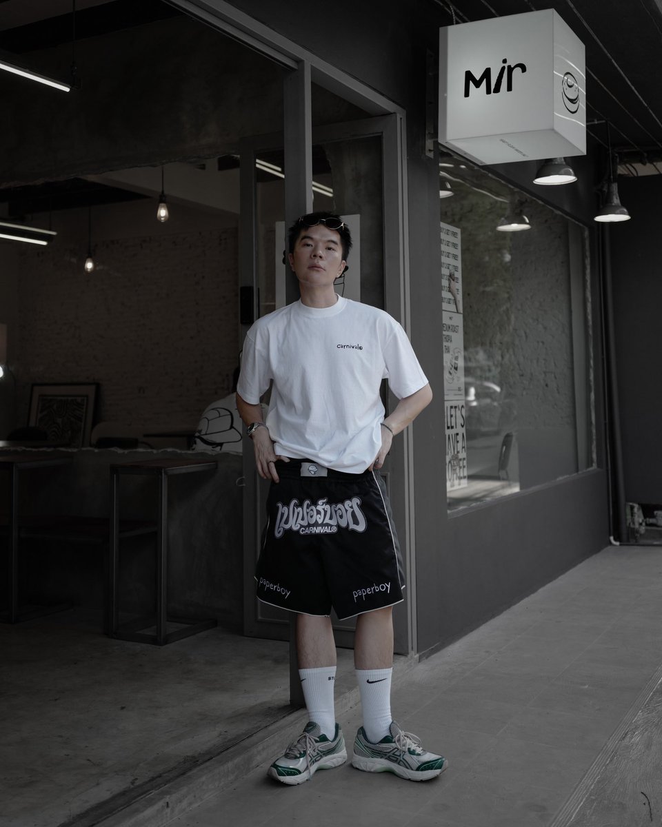 SUMATRAMM's tweet photo. 🛹🥯🥊
#PAPERBOYPARIS https://t.co/3osfhTK8LE