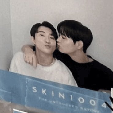 tflovs's tweet photo. WHY AM I SEEING THIS JUST NOW OMFG #DaiShun #TheBoyfried https://t.co/Ii1PX5smzm