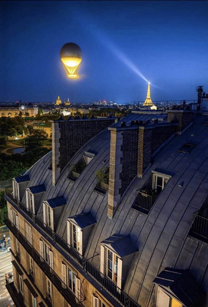 frederic_pilaud's tweet image. 🎬 L’image de @Paris2024 

Impressionnante cette ferveur populaire autour de cette #flamme olympique. 

Elle restera à jamais le symbole de la réussite de ces jeux olympiques.

#flamme #cauldron #Paris2024  #JeuxOlympiques  #OlympicGames