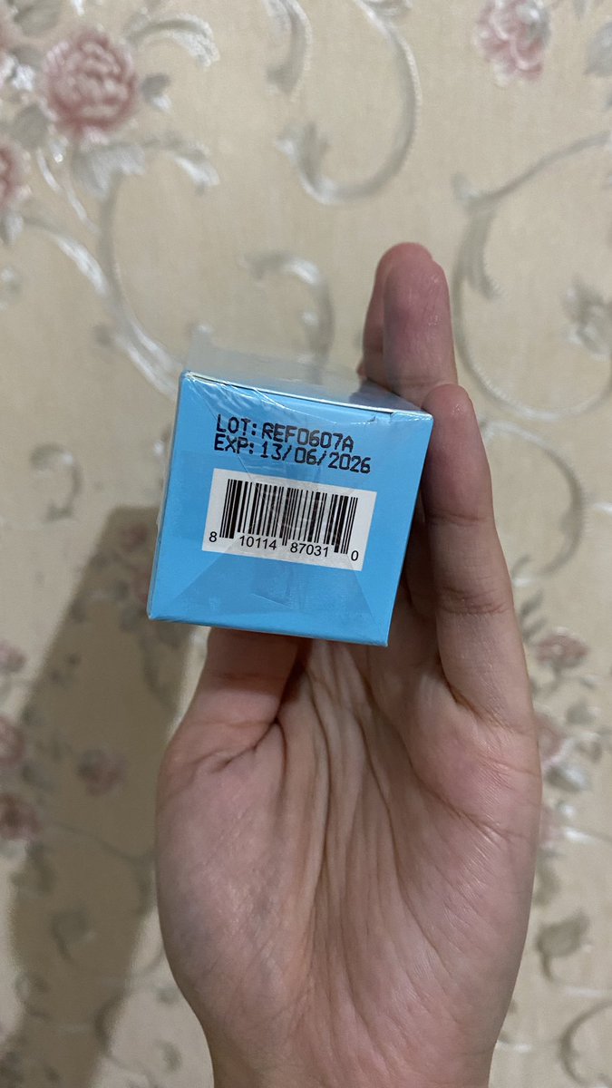___daisyy02's tweet photo. WTS Skintific Ceramide Serum 50ml (new sealed)
💸 200k
🏠 Depok

Bisa lewat shopee https://t.co/gA32mBGPNV