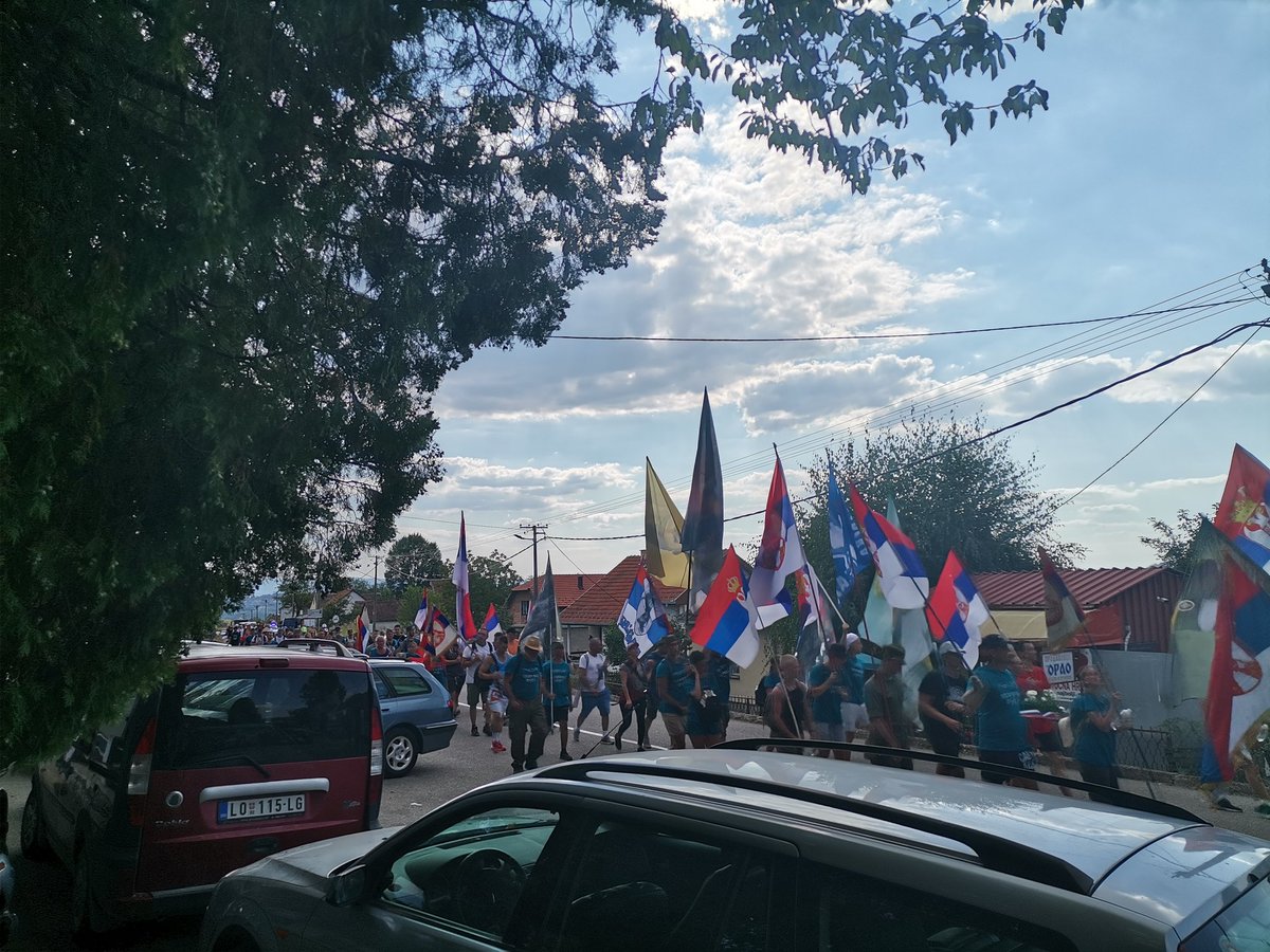 AnaPavlovic16's tweet photo. Učesnici Marša iz Loznice do Spomen-komplekda Cerska bitka u Tekeriš su danas poslali poruku! Ne damo Jadar! Bravo za učesnike marša! 💪💪💪💪
#Tekeriš https://t.co/0WJUeKtUg6