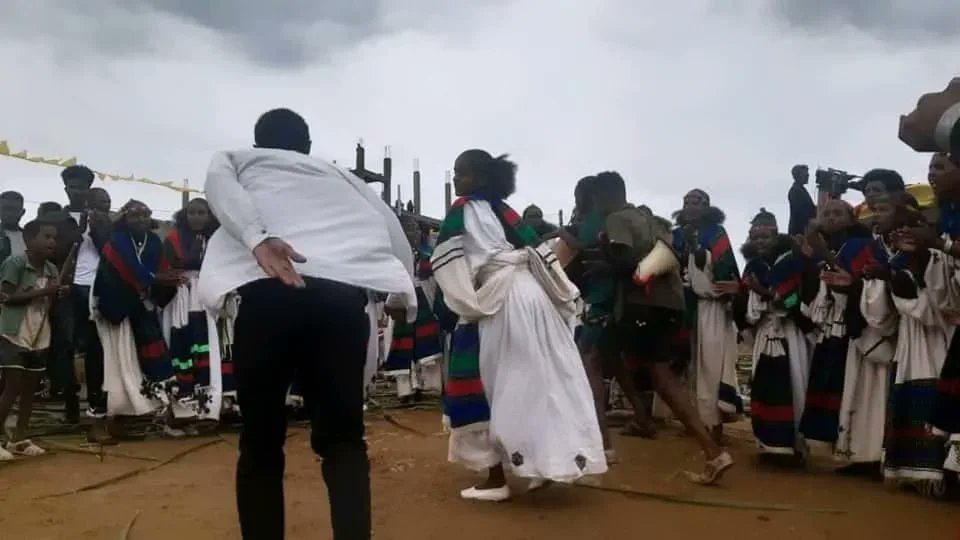 Hadgitourism's tweet photo. Coupled with #Awris, in #Tembien, #Ashenda is celebrated beautifully. The home of legendary heroes and heroines have a lot to offer to its guests, including #Mies, #Tigrai's traditional wine brewed from pure organic honey.
📷 Robel Hadush https://t.co/1DHgpSyXja