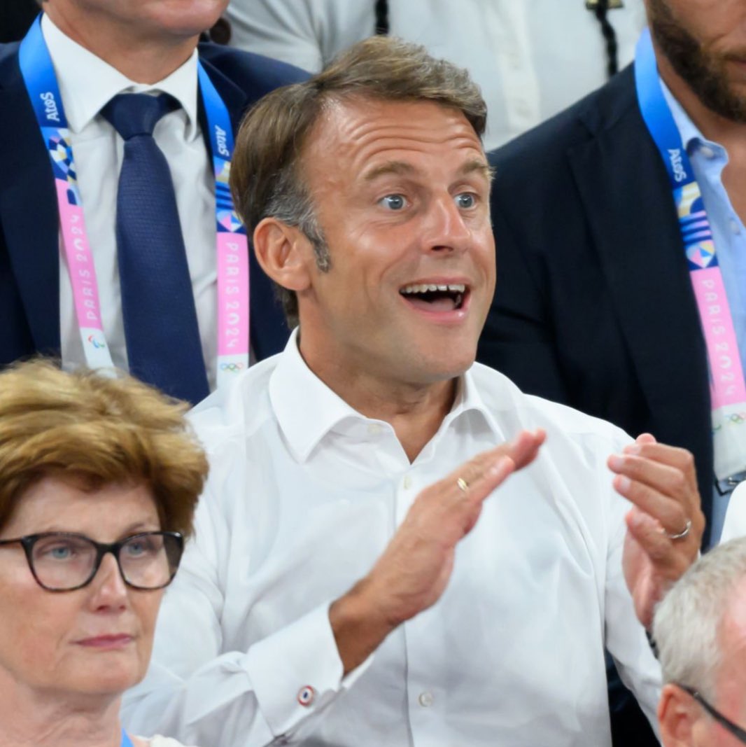 WarriorsMuse's tweet photo. French President Emmanuel Macron going through it during the Steph show https://t.co/HH59xqK8gf