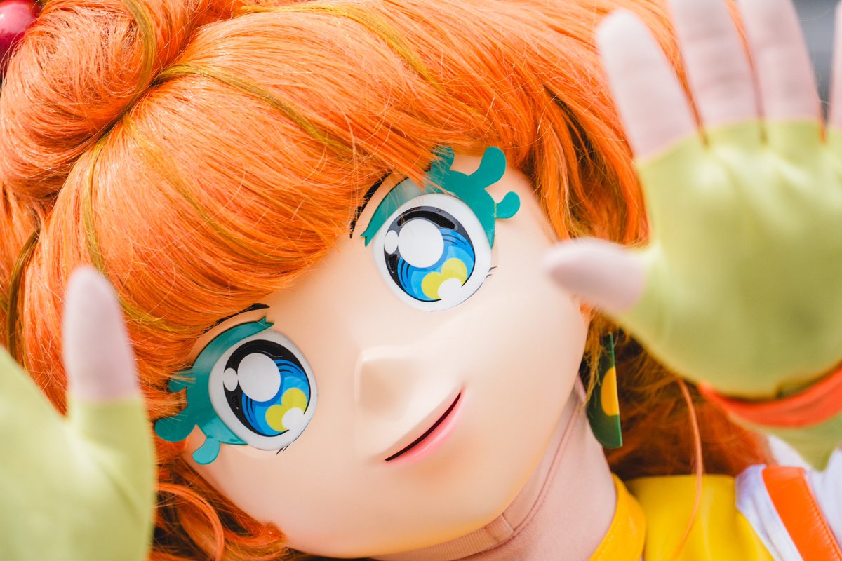 Shoh_search's tweet image. ## 1枚目
- パパイアどアップ
## 2枚目
- パパイア手首素肌チラ
## 3枚目
- サニー面紐
## 4枚目
- ピース面の前ズレ

#プリキュアショー #20周年パレード #着ぐるみ
