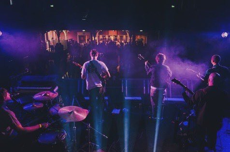 What a night, Alloa! 🐝

Inspiral Carpets were different class, what a treat to have them in our hometown! 

Thanks to all that got down to see us early 👏🏻

Next up Water Rats, London. 29/09/24
thewaterratsvenue.london/facebook-event…