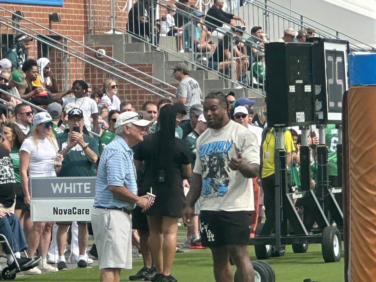 Eagles Super Bowl hero Corey Clement is here at practice.