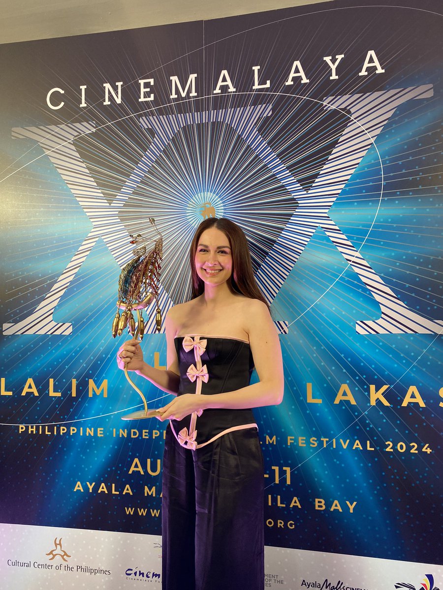 Marian Rivera is peaking every year. She doesn't even need to prove the naysayers because she already achieved more than anything but here she is, BOX OFFICE QUEEN, BEST ACTRESS, ENDORSEMENT OVERFLOWING and let's not talk how happy and proud she is with her personal life too ❤