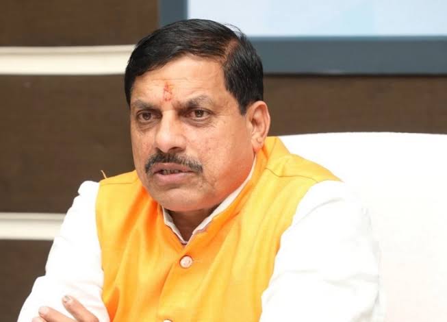 मध्य प्रदेश के नागरिकों से सौ फ़ीसदी सीट लोकसभा में लेने के बाद भी युवाओं को 100 फ़ीसदी वेतन नहीं दिया जा रहा है! 

मोहन यादव सरकार के इस रवैये पर क्या कहेंगे आप? 
#We_want_full_salary_in_mp 
#मधयप्रदेश_सौ_फीसदी_वेतन_दो