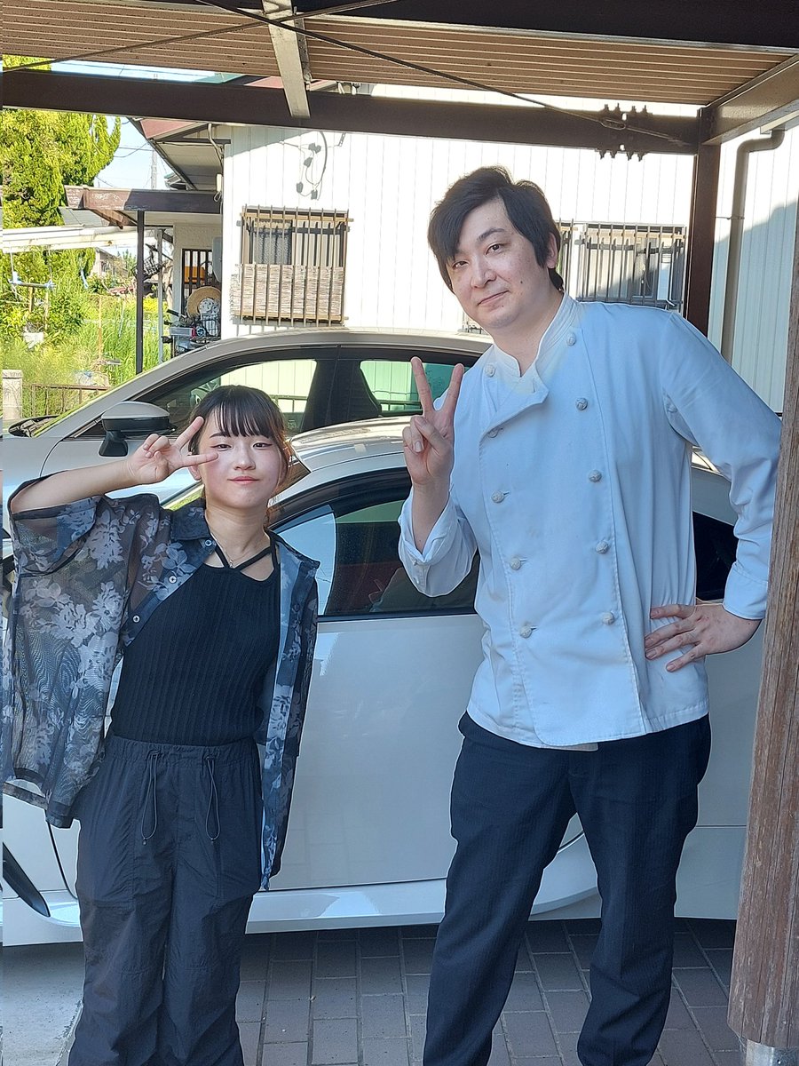 baran_krie0061's tweet photo. 名古屋まで妖狐×僕SSの原画展見に行って、7年越しで会いたかった人に逢えてパティシエさんのお菓子も変えて満足な夏を過ごせたかも。
その大切な知り合いのパティシエさんのお店のURL貼っとくのでぜひ見てほしい✨https://t.co/0P1smUbuXu
#妖狐×僕SS
#藤原ここあ先生
#Pathisie La Deuxieme https://t.co/8UBrlWhLRH