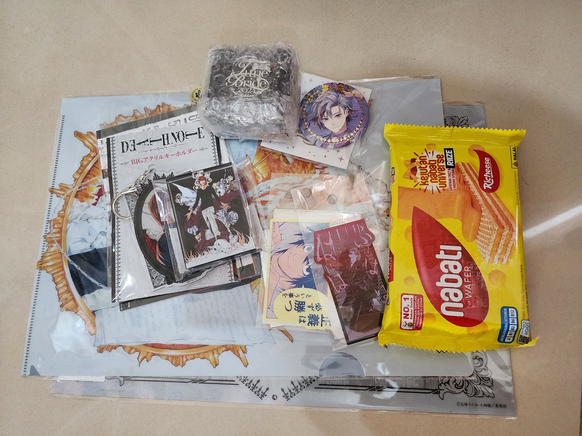 takoville's tweet photo. Thank youu  😊 @monomania_id 
akhir" ini snacknya banyak varian lucuu 💕, ada yg hello panda jg cmn langsung dimakan 😆 https://t.co/czYNXf9EsW