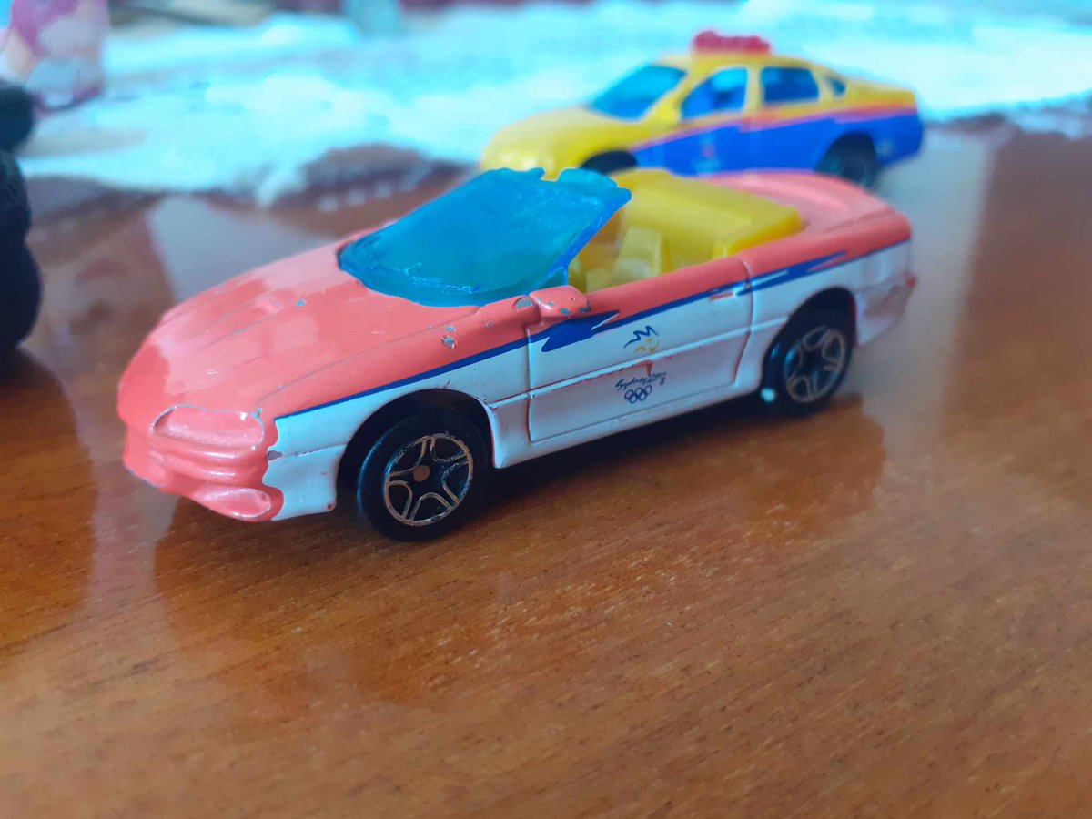1992Matchbox's tweet photo. Matchbox 2000 Olympic Games Pack Chevy Camaro SS  Chevy Impala Police Car #matchbox #matchboxcars #matchboxpack #matchbox2000 #diecast @WeLoveDiecast https://t.co/KiZtufFkMT