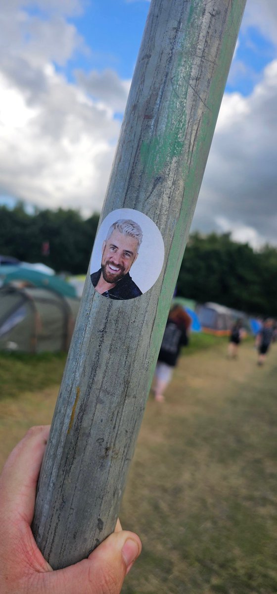 TheScottEffect's tweet photo. Whoever is sticking stickers of @joehendry all over @BLOODSTOCKFEST your amazing. I'm living for it #bloodstock #joehendry https://t.co/y3uXBZ3zjh