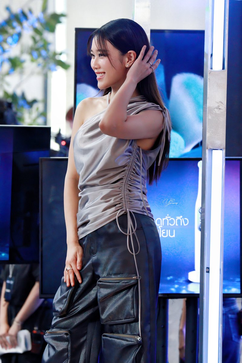 YPanyanan's tweet photo. — @kemisarabelle
คนสวยขาสุดๆๆๆ
#HelloIamiO7 #OralBThailand #kemixoralb #kemisarap https://t.co/T5eIXz2tVJ
