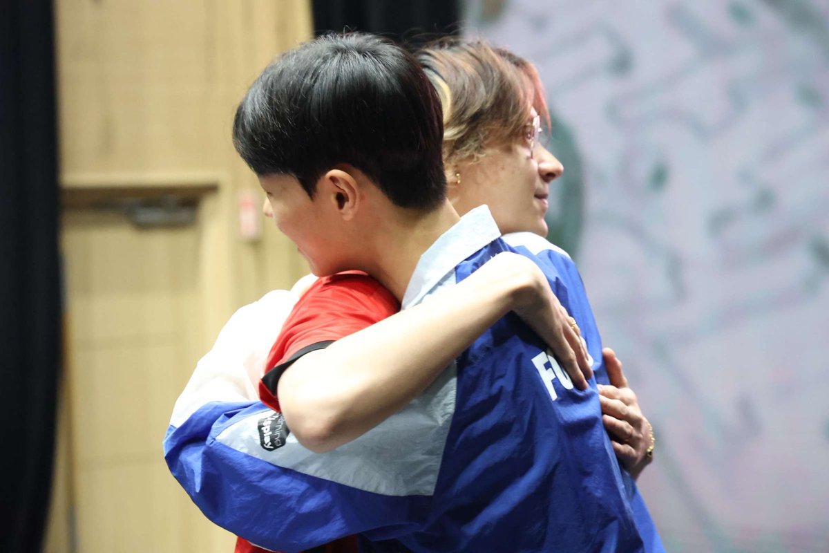 The fanboy who was imitating you came all the way up here. I have been trying to meet you for 4 years. 
This moment feels like a dream. Now I have to beat my idol who I always see on the monitor as an enemy. 🥹🥹

See you soon <a href="/TenZOfficial/">TenZ</a> ❤️

VS <a href="/Sentinels/">Sentinels</a> soon