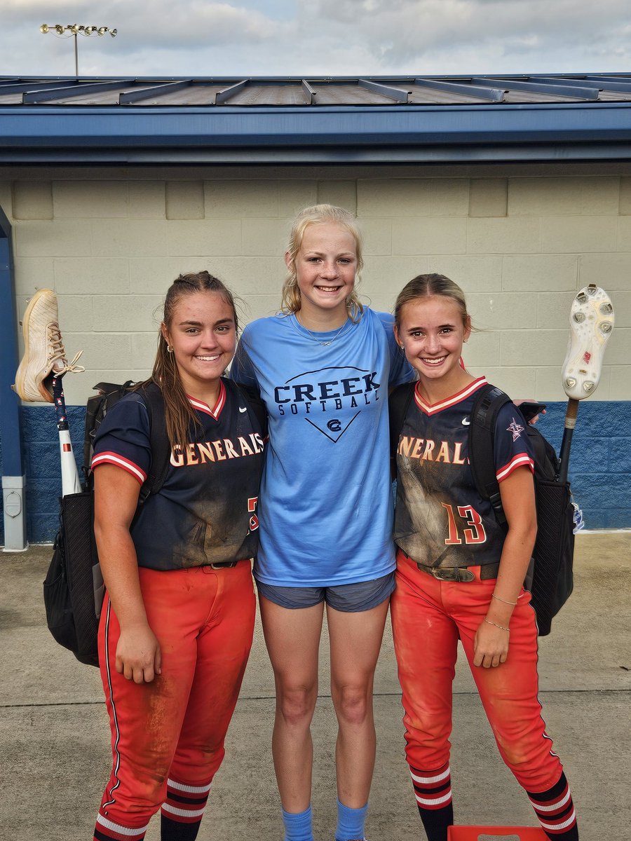 ForceElite2027's tweet photo. More of our girls getting their school ball seasons going! #GoForce #GHSAsoftball
@KaydenStuckey @cpritchett2027 @EmmaHarper2028 @KatyHaddock12 @MollyOBrien2027 @ebowling_fe2027 @LizetJimenez08 https://t.co/fU7Jr6M7cw