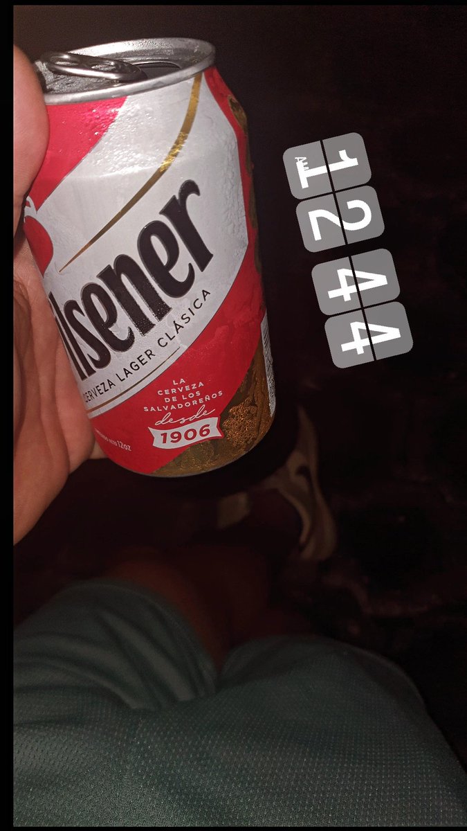 SaulMar45's tweet photo. Que noche la de anoche 🍺🍻 https://t.co/1Flfismj3K