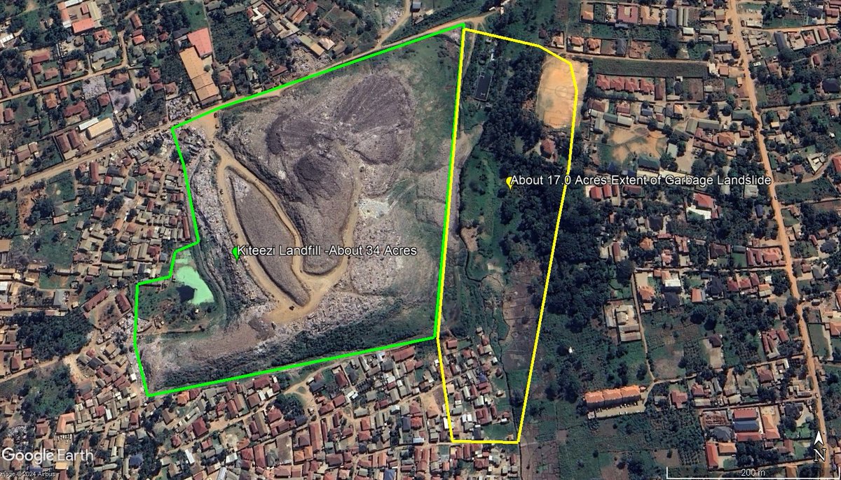 eka_llo's tweet image. Green- The Kiteezi Landfill
Yellow- The Extents of the Garbage/Land Slide. 
Wow!