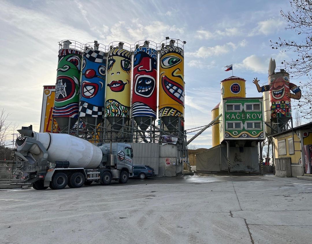 StreetArt_Praha's tweet photo. The @streetart_cz archives 💾
Concrete batching plant at Kaceřov
Tag the Artist if u know 🙏🏻
📸 05.02.2023.
📍 Praha, ZAPA beton, Ke Garážím
#zapa #zapabeton #streetartpraha #streetart #streetartczechia https://t.co/ZqC1LVzBhG