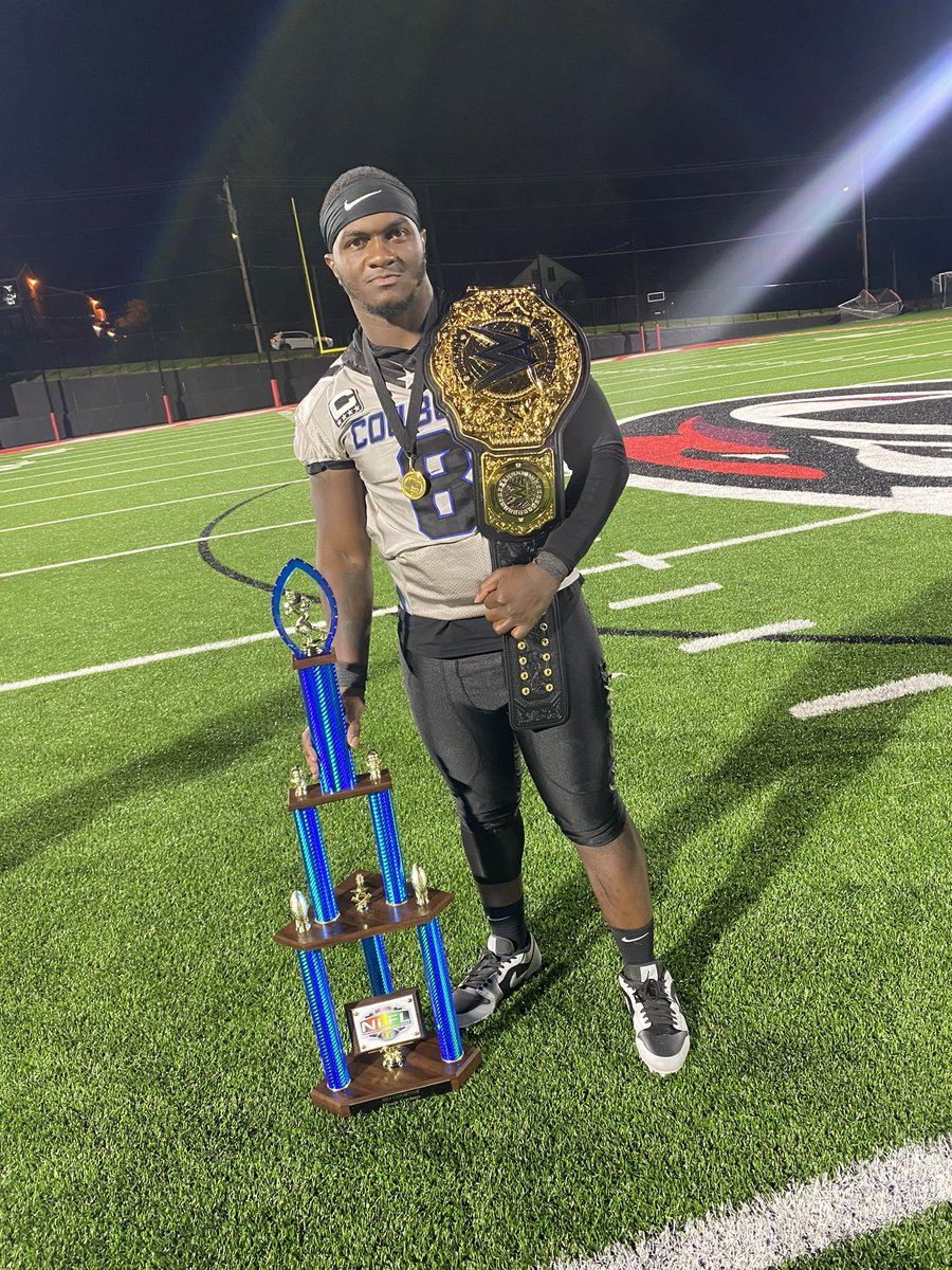 Vonn__Melik's tweet photo. Started this season on a mission now it’s complete 🏆💍
#Back2BackChamps
#ILC8
#OnToNationals https://t.co/wEu6u1sSDK