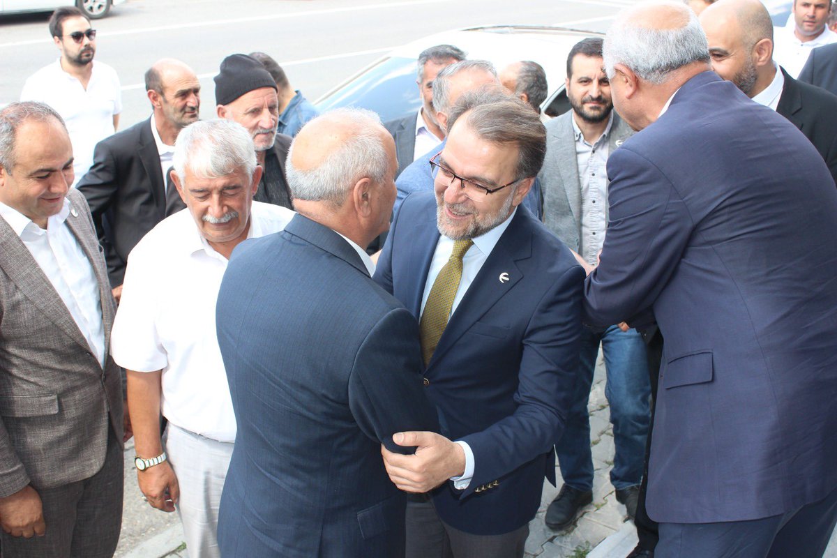 nureddingul's tweet image. Ağrı Hamur İlçe Belediyemizi ziyaret ettik. Seçimlerde gösterdikleri başarıdan dolayı Belediye Başkanımız İsmet Aslan’ı tebrik ederek belediye çalışmalarında gösterdikleri gayretten dolayı kendilerine teşekkür ettik. 
#ağrı #hamur #erbakan #yenidenrefah #fatiherbakan