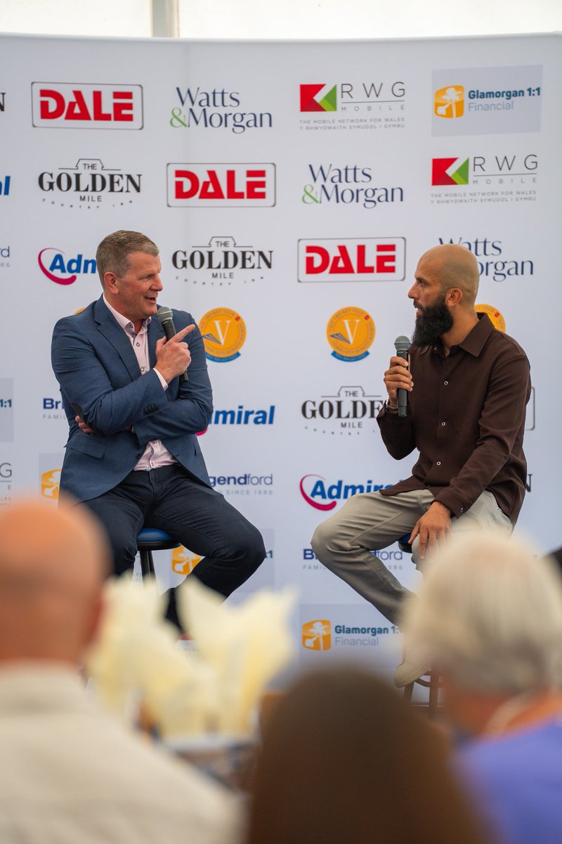 Loved hosting Chris Cooke’s @CCT2024 event <a href="/valecricket/">Vale Cricket Club</a> with iconic &amp; humble cricketers <a href="/Tammy_Beaumont/">Tammy Beaumont</a> <a href="/Ian_Bell/">Ian Bell MBE</a> @MoeenMunirAli_ 

Glowing testimonies to Chris, “man of integrity” “selfless” “a Glamorgan Legend” 👏

So good to see these guys giving their time to grassroots 💫 🏏