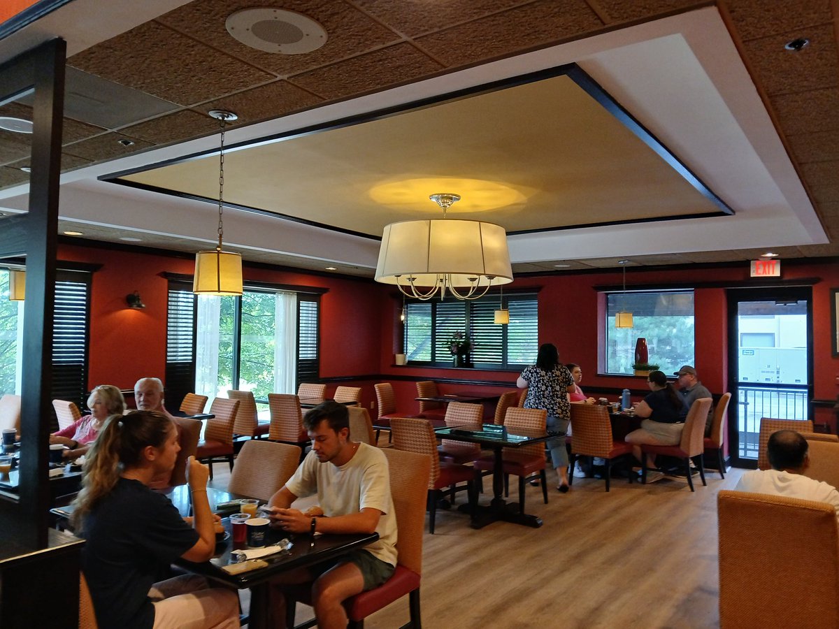 MaraJadeSkywalk's tweet image. #FourPoints #Sheraton #Wakefield #Boston #Massachusetts