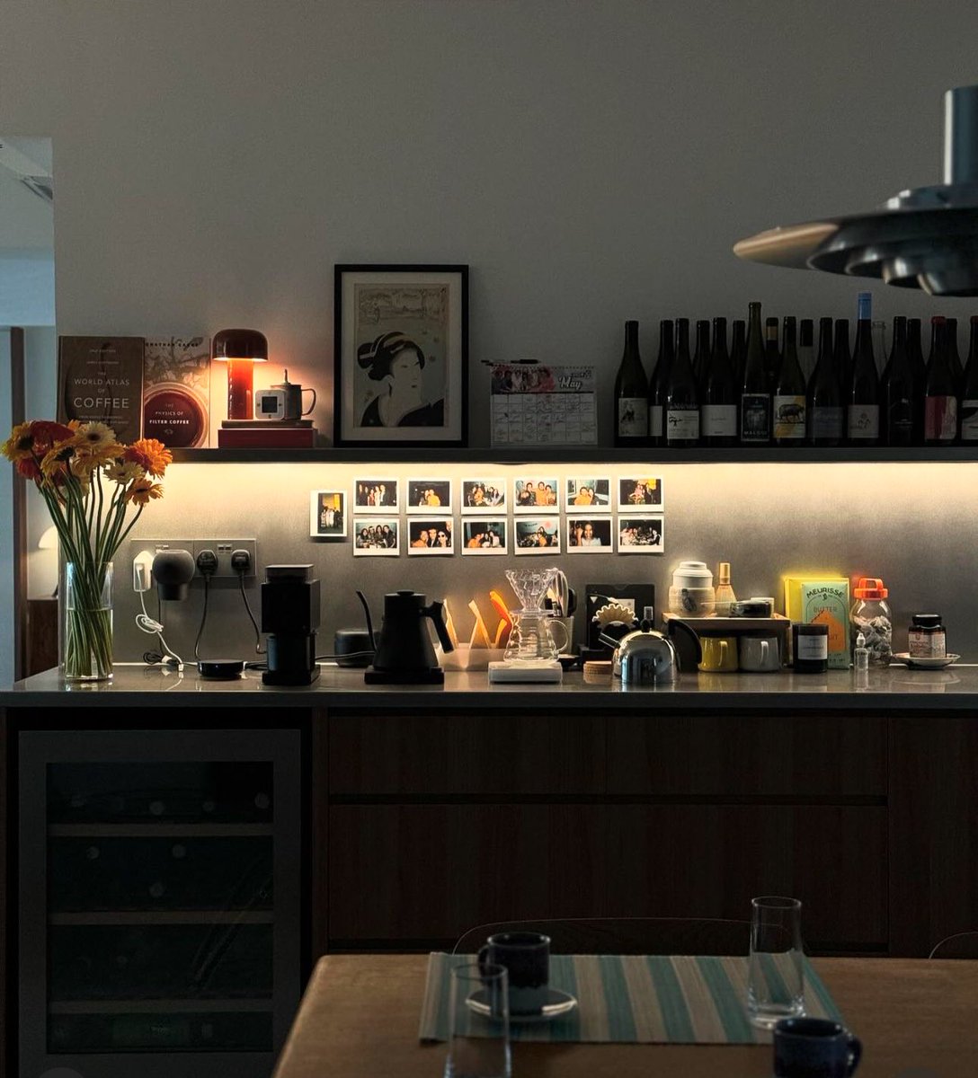 ShiroNoOne's tweet photo. Coozy apartment https://t.co/K8MoFJ04qj