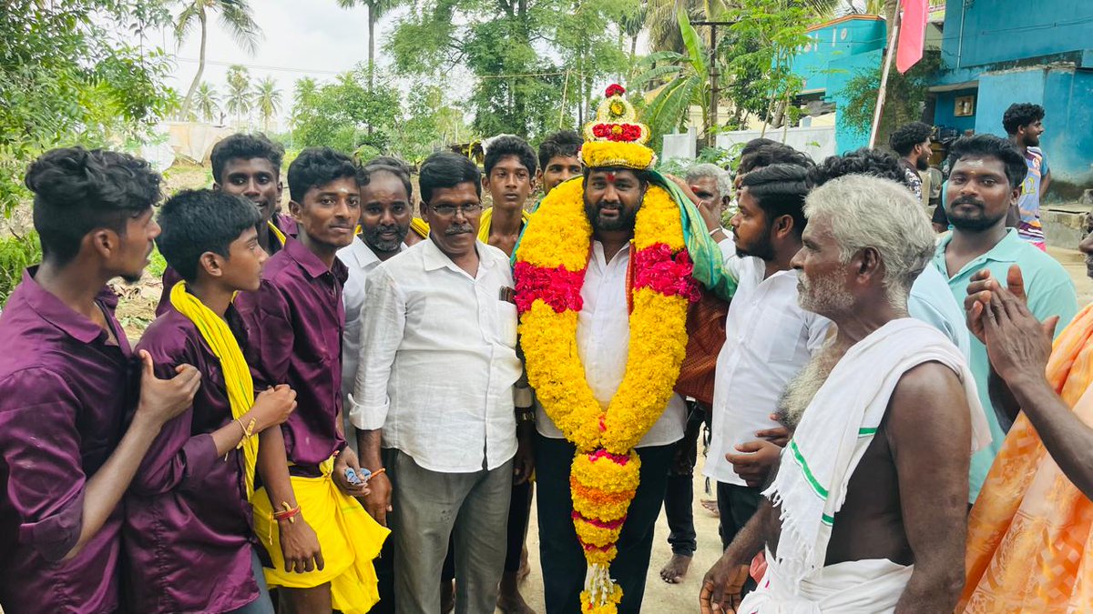 GRagavanOffl's tweet photo. செங்கல்பட்டு கிழக்கு மாவட்டம் திருக்கழுக்குன்றம் கிழக்கு  ஒன்றியம் 
ஆடி மாதத்தை முன்னிட்டு பட்டிக்காடு
நத்தம்,கரிகைச சேரி
வெண்புருஷம், ஆகிய கிராமங்களில் அமைந்துள்ள  கோவில்களுக்கு சென்று சாமி தரிசனம் செய்த போது. https://t.co/QIdlwLWMpY
