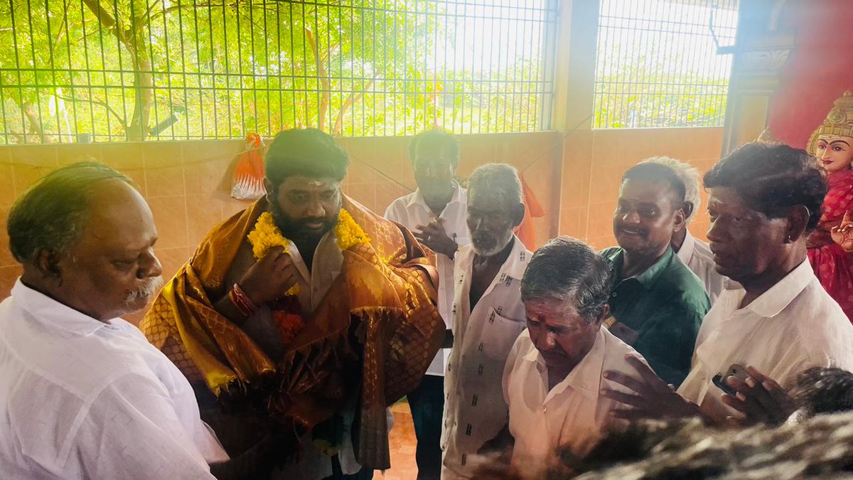 GRagavanOffl's tweet photo. செங்கல்பட்டு கிழக்கு மாவட்டம் திருக்கழுக்குன்றம் கிழக்கு  ஒன்றியம் 
ஆடி மாதத்தை முன்னிட்டு பட்டிக்காடு
நத்தம்,கரிகைச சேரி
வெண்புருஷம், ஆகிய கிராமங்களில் அமைந்துள்ள  கோவில்களுக்கு சென்று சாமி தரிசனம் செய்த போது. https://t.co/QIdlwLWMpY