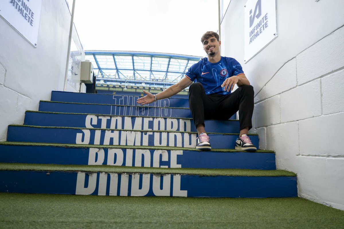 Pedro Neto is a Blue! 🔵😀

#CFC