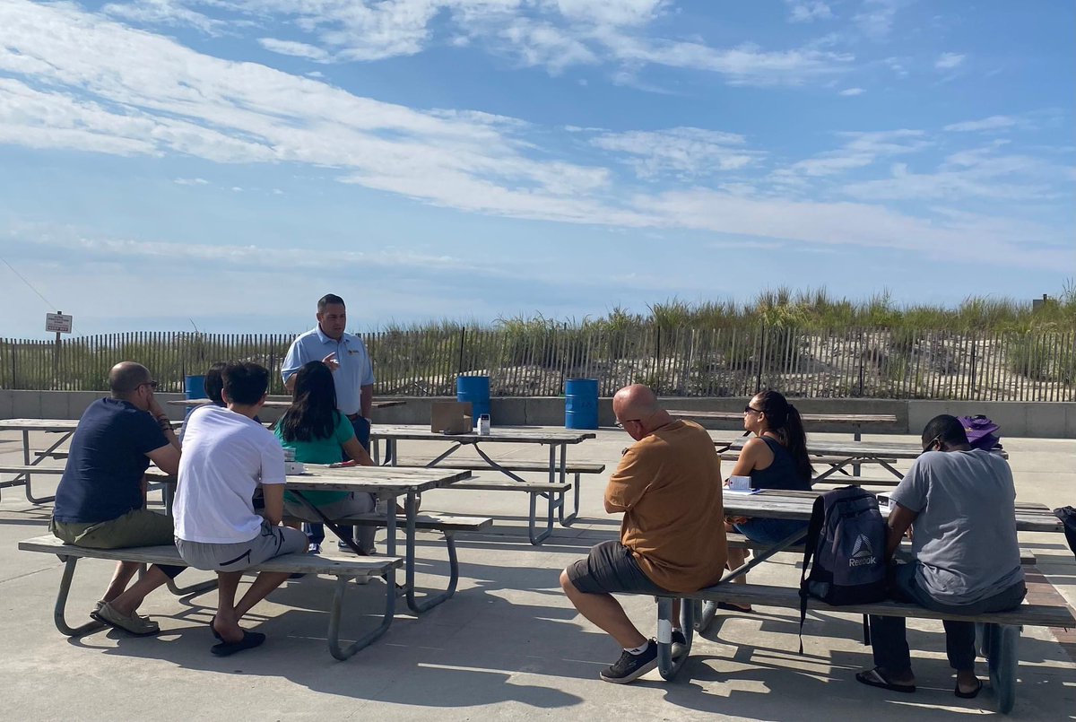 RepDesposito's tweet photo. Started my Sunday on beach in #PointLookoutNY for my Opioid Forum & NARCAN Certification.
Since inception in โ17, this program, partnering @TOHClavin has delivered over 13K overdose kits to #NY04 neighbors.
These early morning beachgoers left w/resources needed to #SaveALife. https://t.co/LzpymwcJS4