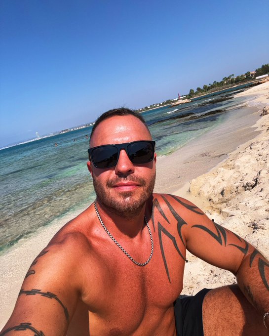 Gl&uuml;cklich am Strand 😎☀️🙏🏼 https://t.co/QnvN2s2OKG<a href="/tag/shooting"class="tags"><span>#shooting</span></a><a href="/tag/dreier"class="tags"><span>#dreier</span></a><a href="/tag/threesomes"class="tags"><span>#threesomes</span></a><a href="/tag/shootingday"class="tags"><span>#shootingday</span></a>