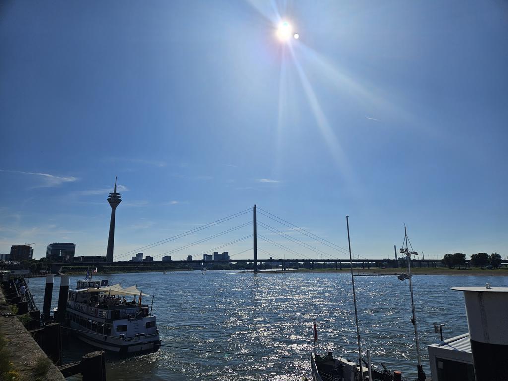 Photocop22's tweet photo. Back in Düsseldorf after nearly one year...
#invictusgames23 #teamgermanyinvictusgames2023 #düsseldorf 
#differentfeelings #StrongerTogether https://t.co/yKOHbDNsvD