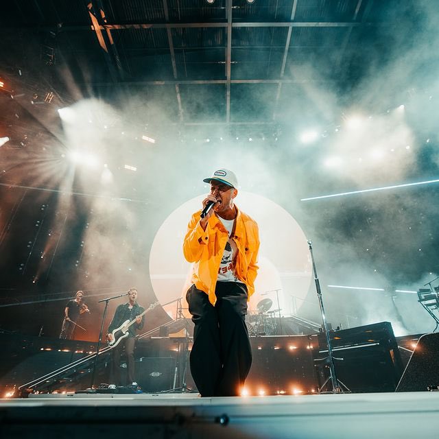 OneRepublic's tweet photo. Colorado Springs | Night 2 👌

📸 Will Harrison https://t.co/kn2VldgmEJ