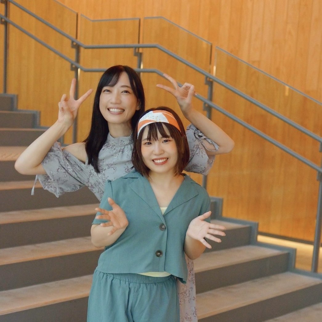 Sasasasadasaaan's tweet photo. STEP JAM楽しかった〜!
ビパップ初挑戦で完璧に踊れてたわけではないけれど、みんなの主ジャンルと個性が出た良き振付でした😊有希ちゃん&Rielちゃんありがとう〜!
さきちゃん&めいちゃんが観に来てくれて嬉しい🥰📸(漂う姉妹感w) https://t.co/2xeWK8QVrj
