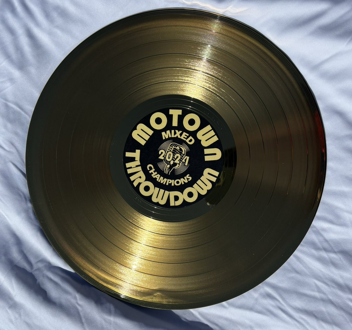 Gold looks good on everyone- make sure you grab your Motown merch before it sells out. 

(The interns were supposed to post this three days ago)