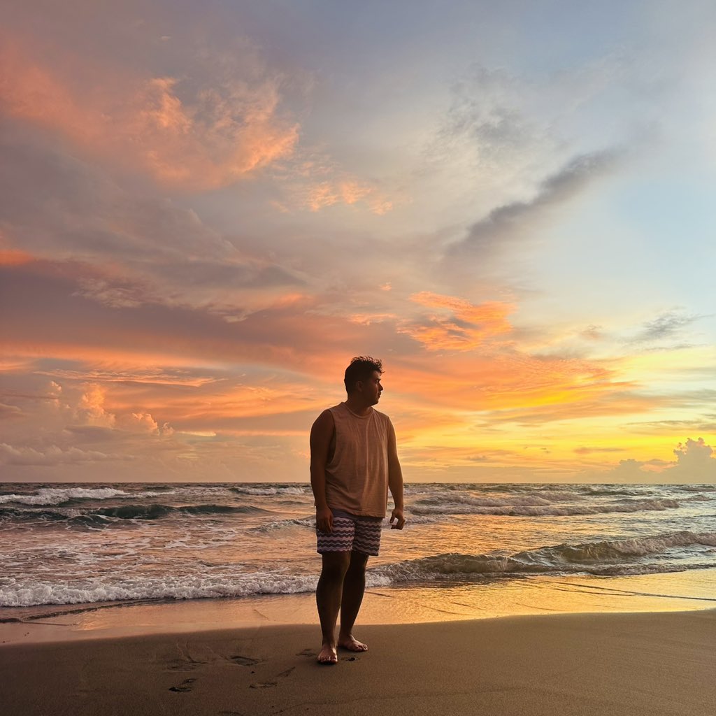 jrcolocado's tweet photo. Chasing Sunsets 🌅 https://t.co/Uk2RSEGjoB