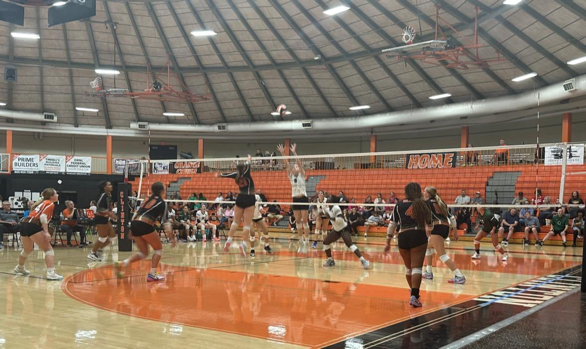 Simpleton4Life's tweet image. What a great day of Volleyball!  Thanks for all who came out!  It’s almost regular season time.