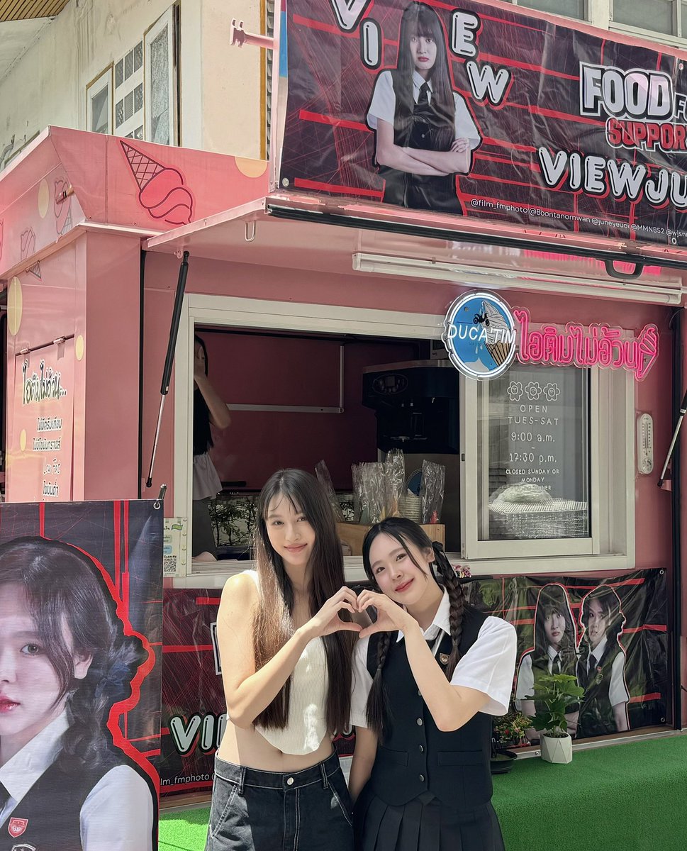 viewjune 2023 vs viewjune 2024 <3 
#วิวจูน