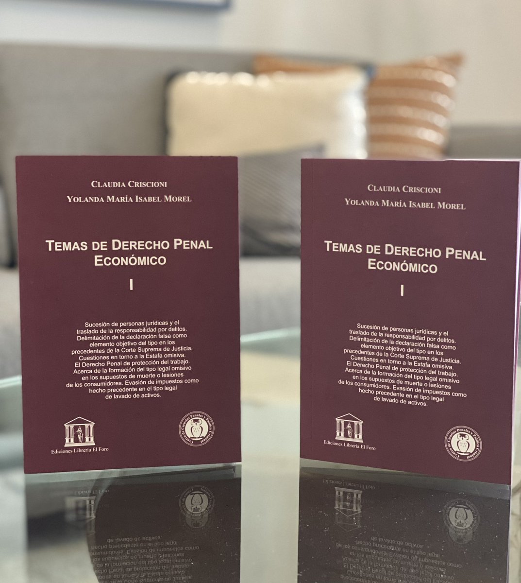 🚨ATENCIÓN 

Estamos celebrando nuestro segundo aniversario y queremos compartir con nuestros seguidores.

🟩Vamos a obsequiar estos libros “TEMAS DE DERECHO PENAL ECONÓMICO I” de las magistradas Claudia Criscioni y Yolanda Morel.

🔎Para participar debes: 
Darle RT 
Seguir a la