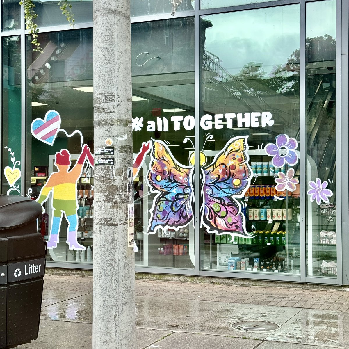 jpaudouy's tweet image. Church &amp;amp; Wellesley. The heart of Toronto’s Boystown 🌈

#alltogether